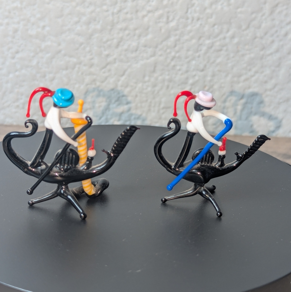 Venetian Gondala With Gondolier Set Of 2